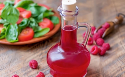 Уксус в малиновом цвете: оригинальный вкус и польза в одном продукте — кулинария, уход и уникальные свойства