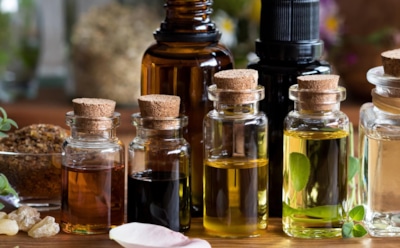 Натуральные масла для сухой кожи: как выбрать и использовать — защита и питание