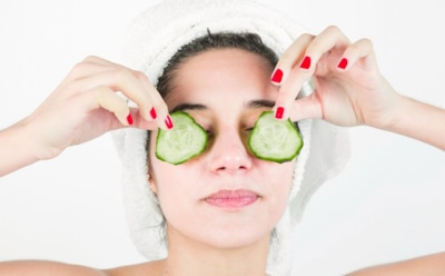 Зимой кожа особенно уязвима: питательные маски для зоны вокруг глаз — простые рецепты