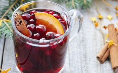 Вишневый грог с пряностями: согревающий напиток для зимних дней — уютный рецепт холодного сезона