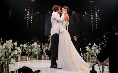 Жену Александра Петрова заподозрили в беременности: что заметили журналисты