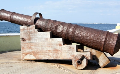 Древняя пушка Коронадо: старейшее огнестрельное оружие в США — находка на месте трагедии 1541 года