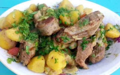 Баранина с картофелем: сочное мясо и питательный гарнир — рецепт нежного блюда