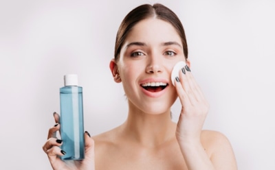 Ромашковый тоник: уход для чувствительной кожи — рецепт с медом и маслами