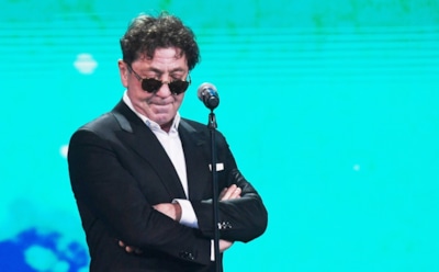 Григорий Лепс на концерте опять сцепился со зрителем: чем на этот раз не угодили скандальному певцу