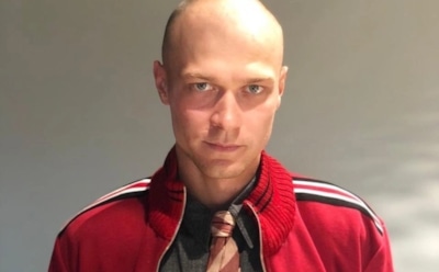 Лысый бунтарь ломает стереотипы: секреты стиля Юры Борисова, которые обсуждает Голливуд