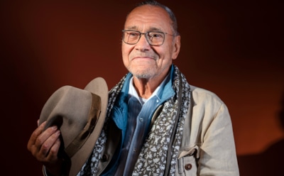 Дизайнер засудил Кончаловского за кражу зубной щетки