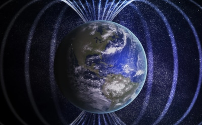 Северный магнитный полюс смещается к России: прогнозы на ближайшее столетие — расчеты геофизика