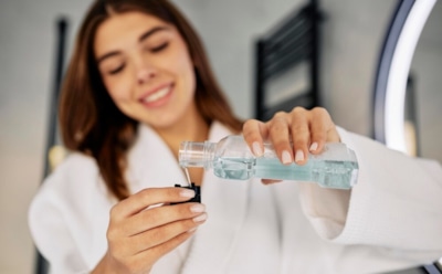 Ополаскиватели для рта: триклозан, фториды и другие риски — мнение химика о безопасном выборе