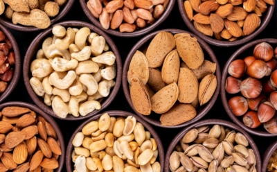 Суперфуд, который требует внимания: польза и скрытые риски употребления орехов — рекомендации эндокринолога