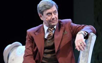 «Голос Голливуда» Владимир Еремин получил травму на сцене, но продолжил спектакль