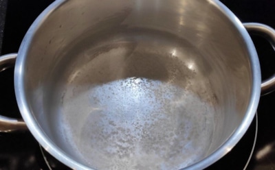 Накипь в кастрюле не беда: удаляй скорее эффективными способами — да-да-да