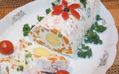 Оливье в новом формате: поразите гостей и близких оригинальной подачей — удивите всех в Новый год