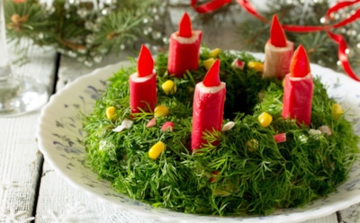 Без этого салата и Новый год не праздник: рецепт эффектного и вкусного угощения — важный элемент на праздничном столе