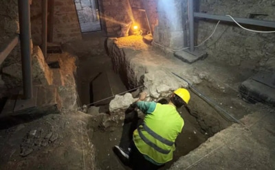 В Турции обнаружена гробница Святого Николая: важная находка у церкви его имени — легенды оживают