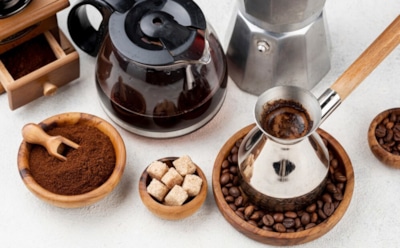 Вкус кофе под микроскопом: как обжарка и метод заваривания влияют на содержание кофеина — выводы ученых