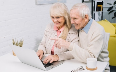 Интернет и здоровье после 50: новые данные о влиянии Всемирной паутины — путь к улучшению жизни