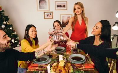 Праздничные опасности для сердца: как алкоголь и жирная пища влияют на здоровье — выводы и рекомендации ученых