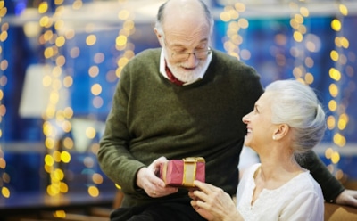 Болезнь Альцгеймера и праздники: как предотвратить блуждание — советы для семей