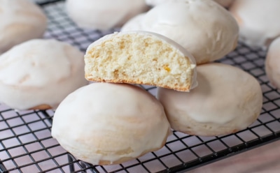 Нежные пряники на йогурте: мягкая выпечка с глазурью — идеальны для зимнего чаепития