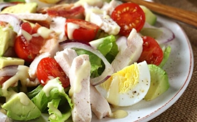 Попробуйте новогоднее угощение: блюдо с индейкой и песто — придется по душе вам и вашим гостям