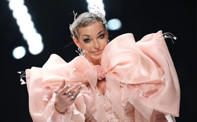 Анастасия Волочкова потратила на новогоднюю елку миллион рублей