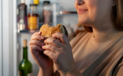 Неправильная диета кожу старит: что исключить из рациона — советы эксперта для сияния и здоровья