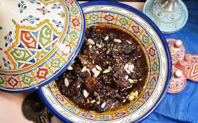 Марокканская мрузия: ароматное блюдо из ягненка — рецепт для праздничного стола