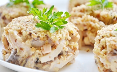 Салат с кальмаром и сыром: легкий и сытный «Снежный ангел» — волшебный выбор для ужина