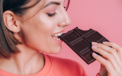 Сахар и здоровье сердца: как сладости могут снизить риск болезней — исследование ученых из Швеции