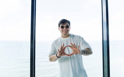 Александр Круг нашел невесту в «Давай поженимся!»: сын шансонье пришел на шоу вместе с матерью