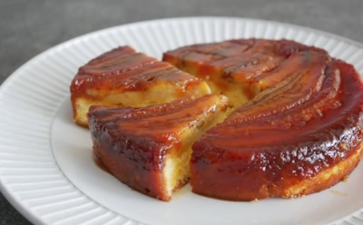 Бананово-карамельный пирог: нежный десерт с тропическим акцентом — простой рецепт