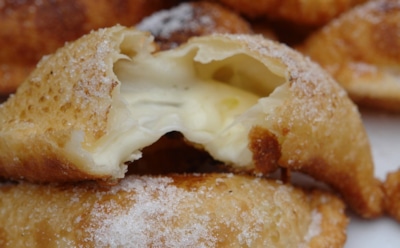 Пастель де кейхо: бразильский сырный деликатес из хрустящего теста — готовим дома