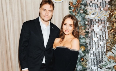 В Сети обсуждают предполагаемый роман Анны Седоковой с женатым хоккеистом