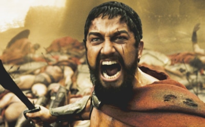 «Это было безумие»: Батлер рассказал о жестоком травматизме на съемках «300 спартанцев»