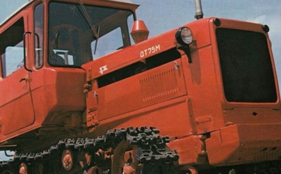 ДТ-75 — легенда на гусеницах: история самого массового гусеничного трактора СССР — уникальные модификации