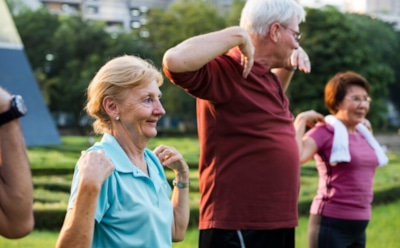 Язык и спорт: как пожилые улучшают когнитивные способности — результаты уникального исследования