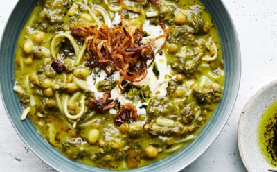 Иранский суп аш-э реште: вековые традиции, богатый вкус и секреты приготовления — кулинарное путешествие на Восток