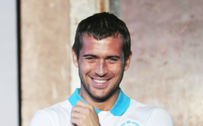 Кержаков считает копейки и продает вещи, лишившись работы после скандала в Казахстане