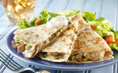 Кесадилья с грибами: мексиканский вкус с новыми оттенками — простой рецепт с сыром и овощами