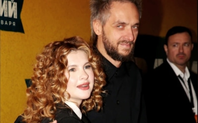 Объявившая о разводе Анна Цуканова-Котт влюбилась в дважды женатого продюсера