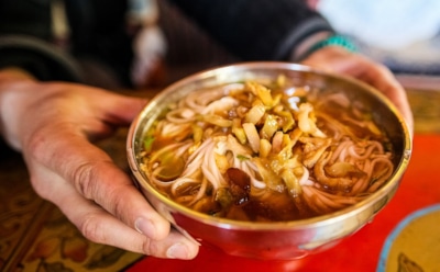 Тибетский суп лхаса: острый вкус, аромат специй — рецепт из легендарного региона