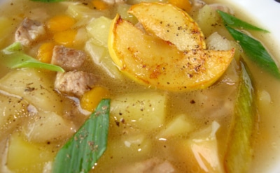 Суп с удивительной гармонией вкусов: рецепт первого блюда со свининой и яблоками — восхитительный баланс