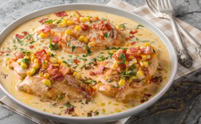 Курица с кукурузным соусом: нежное мясо и яркий аромат специй — восхитительный ужин