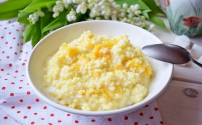 Согревающая пшенная каша: аппетитное угощение с молоком и вишнями — питательный завтрак для бодрого утра