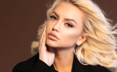 Милана Тюльпанова ответила на слух о порванных имплантах из-за экстрима