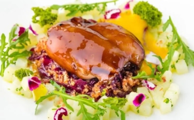 Питательное яство с нежным вкусом: кролик конфи в ароматном соусе — томление, зелень и сливки