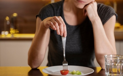 Вечерний голод — не враг: как с ним справиться — диетолог объяснила причины