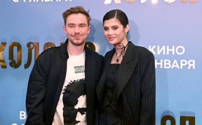 Саша продолжает чудить: Петров увидел дом в Сети и купил его «интуитивно»