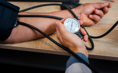 Тихие болезни убивают незаметно: врач назвал опасные недуги — как распознать